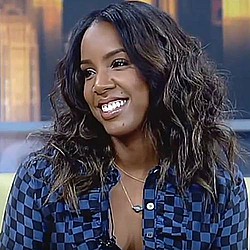 Kelly Rowland rows with cabin crew