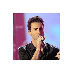 Adam Levine: Lifting weights made a “monster”