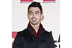 Joe Jonas linked to mystery lady - Joe Jonas has been spotted on a date with a mystery brunette.The 22-year-old Jonas Brother star was &hellip;