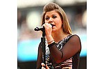 Kelly Clarkson: I don’t need a man - Kelly Clarkson insists there&#039;s nothing &quot;wrong with her&quot; for not having a boyfriend.The American &hellip;