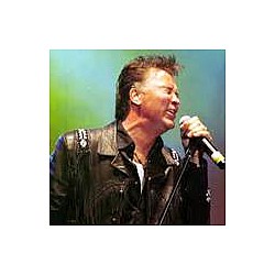 Paul Young to sing with a 16-piece band at the Plaza