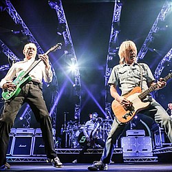 Status Quo honoured by the Queen with O.B.E.