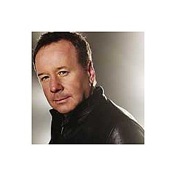 Simple Minds  to get back in the studio