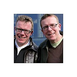 Proclaimers top charts