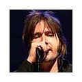 Del Amitri singer on the run - Del Amitri singer Justin Currie has been issued with a warrant for his arrest.He failed to turn up &hellip;