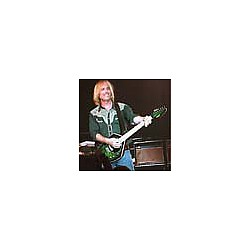 Tom Petty responds to lawsuit