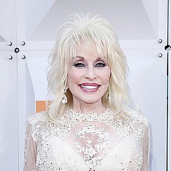 Dolly Parton renews vows as she celebrates her 50th wedding anniversary