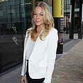 LeAnn Rimes can&#039;t record her new songs without weeping - LeAnn Rimes has to stop recording her songs after a few lines because she breaks down in tears. &hellip;