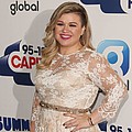 Kelly Clarkson gives birth to a son - Singer Kelly Clarkson has given birth to her second child.The pop star announced via Twitter on &hellip;