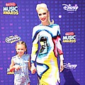 Gwen Stefani hailed a &#039;hero&#039; at Radio Disney Music Awards - Gwen Stefani, Taylor Swift, Selena Gomez and Justin Bieber were the big winners at the Radio Disney &hellip;