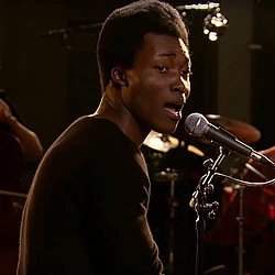 Benjamin Clementine shares &#039;I Won&#039;t Complain&#039; video