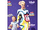 Gwen Stefani&#039;s tense reunion with Gavin Rossdale - Gwen Stefani looked tense and visibly upset as she was spotted meeting up with her ex-husband Gavin &hellip;