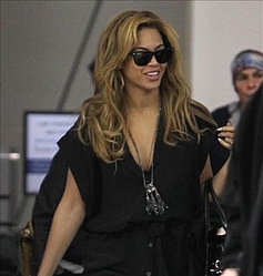 Beyonce Knowles: `Perfume is the cherry on the cake`