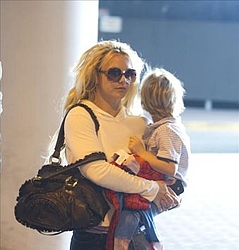 Britney Spears reveals she `would give up career to be a full-time mum`