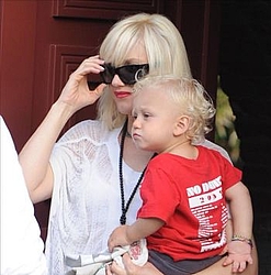 Gwen Stefani `couldn`t write music after pregnancy`