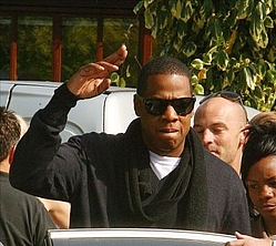 Jay-Z auctions tickets for charity