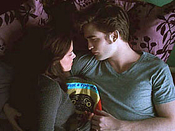 Robert Pattinson Says He And Kristen Stewart &#039;Have Different Ways Of Thinking&#039;
