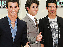 Jonas Brothers, Audrina Patridge Tweet &#039;Dancing With The Stars&#039; Support