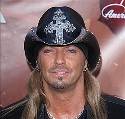 Bret Michaels sues over Tony Awards accident