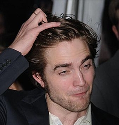 Robert Pattinson needs to &#039;cut out beer&#039; to bulk up for new film role