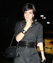 Lily Allen `was on death bed` after miscarriage