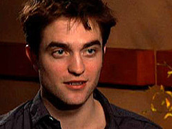 Robert Pattinson Says Love Usually Begins &#039;At First Sight&#039;