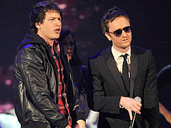 Lonely Island Hype Turtleneck &amp; Chain At Comedy Awards