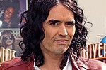 Katy Perry lookalike greets Russell Brand in Sydney - The 35-year-old British funnyman arrived in Sydney today (April 14) after a 14-hour flight from Los &hellip;