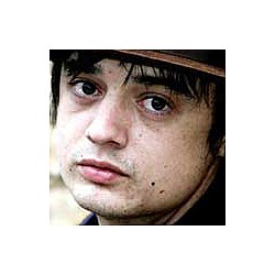 Pete Doherty claims his Libertines bandmate Carl Barat doesn&#039;t trust him anymore