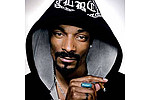 Snoop Dogg defends Sheen - Rapper defends pal Sheen and doesn&#039;t care what the media rant about. &hellip;