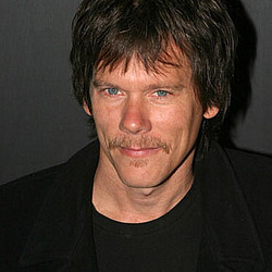 Kevin Bacon fears daughter needs Footloose therapy‎