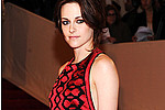 Kristen Stewart Vs. Herself: Celebs Pick MTV Movie Awards&#039; Best Kiss - Kristen Stewart got to lock lips with both Taylor Lautner and Robert Pattinson in &quot;The Twilight &hellip;
