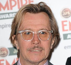 Gary Oldman said it`s not important for him to work on 3D movies