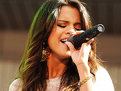 Selena Gomez Fans Call Her &#039;Role Model&#039; Material