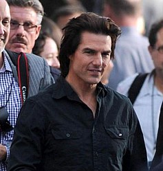 Tom Cruise `blows Rock Of Ages cast away with hidden vocal talents`
