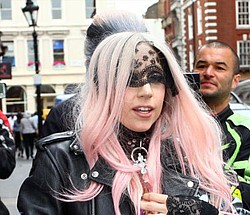 Lady Gaga `is sick and obsessed with her weight`: journalist