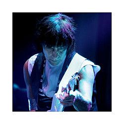 Jeff Beck To Become Honorary Doctor of Music