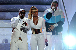 Mary J. Blige Debuts New Song at 2011 BET Awards: Watch