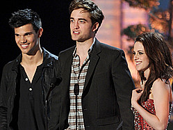 Kristen Stewart, Robert Pattinson To Appear On MTV&#039;s Comic-Con Live Stream