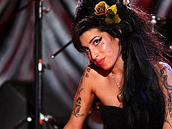 Amy Winehouse Paid Tribute By Russell Brand, Kelly Clarkson, More