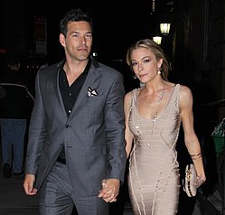 LeAnn Rimes turns swimwear model