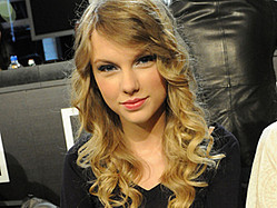 Taylor Swift, Blake Shelton Nab CMA Awards Nominations