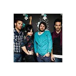 Howling Bells exclusive album stream and UK tour