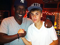 Justin Bieber Records With Boyz II Men: The Photo Evidence!