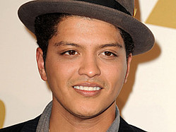 &#039;Breaking Dawn&#039; Soundtrack: Bruno Mars Makes It &#039;Rain&#039;