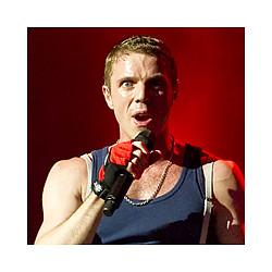Scissor Sisters&#039; Jake Shears Wants Collaboration With Queens Of The Stone Age