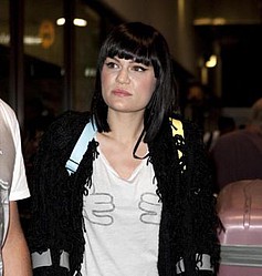 Jessie J had `proper good cry` after breaking foot