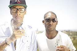 Tinie Tempah and Wiz Khalifa Globetrot in &#039;Till I&#039;m Gone&#039; Video: Watch