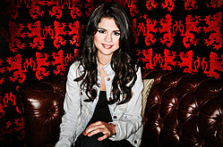 Selena Gomez Climbs into Top 5 on Social 50 Chart