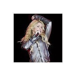 Shakira &#039;sparks bidding war&#039;